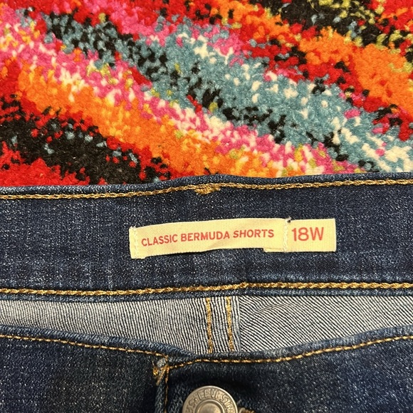 Levi Strauss &Co Classic Bermuda Shorts Size 18W - Picture 4 of 10